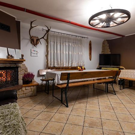 Wypoczynek U Piotra Villa Susiec Exteriör bild