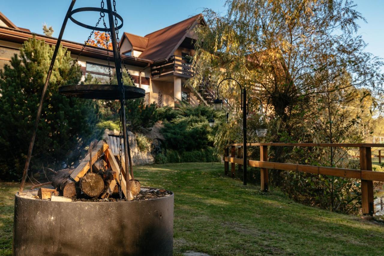 Wypoczynek U Piotra Villa Susiec Exteriör bild