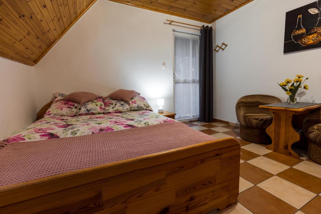 Wypoczynek U Piotra Villa Susiec Exteriör bild